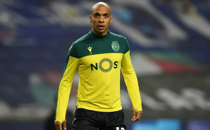 YY体育地址 -包含转会期葡超焦点战；夏洛特黄蜂回应争议；媒体盛赞；年轻球员得到机会的词条